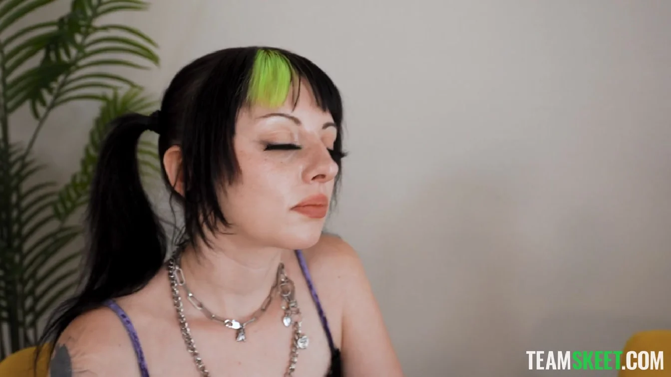 MyBabysittersClub Kitty Cam XXX